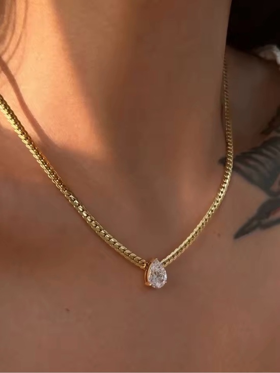 Neiman Marcus Jewelry - 2ct Pear Cut Necklace